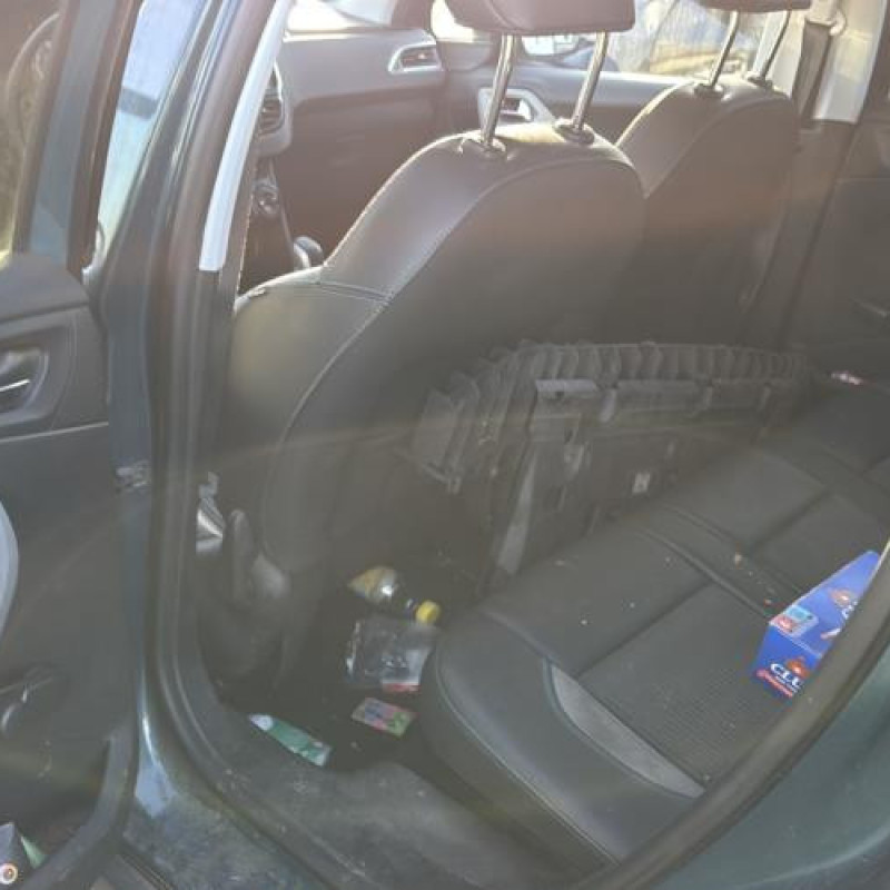 Feu arriere principal droit (feux) PEUGEOT 2008 1 Photo n°17