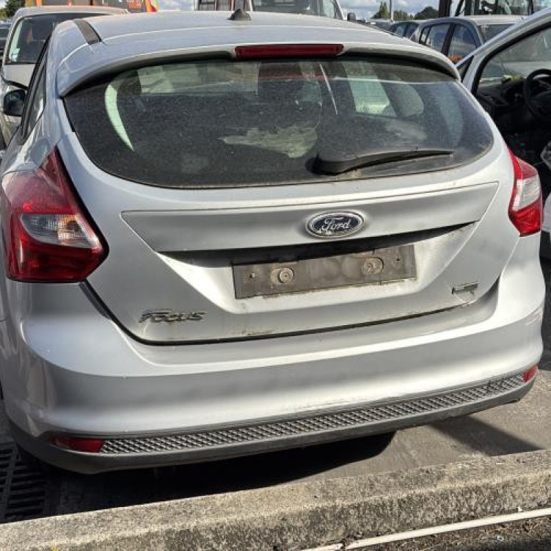 Feu arriere principal droit (feux) FORD FOCUS 3 Photo n°8
