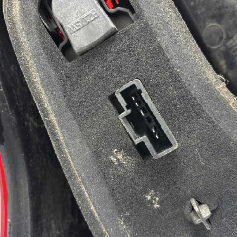 Feu arriere principal droit (feux) DACIA SANDERO 1 Photo n°6