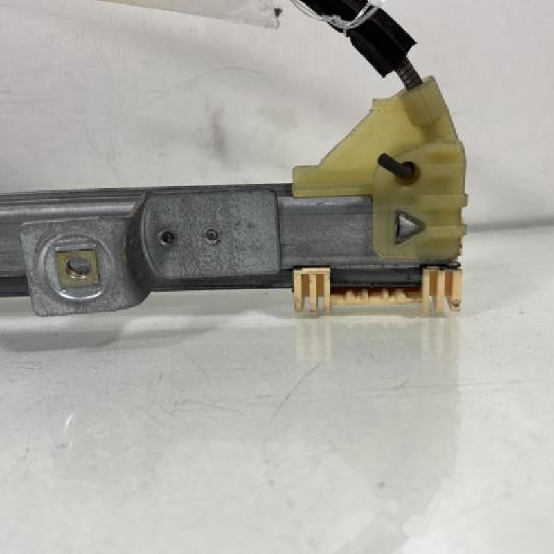 Leve vitre electrique avant droit RENAULT CLIO 2 Photo n°4