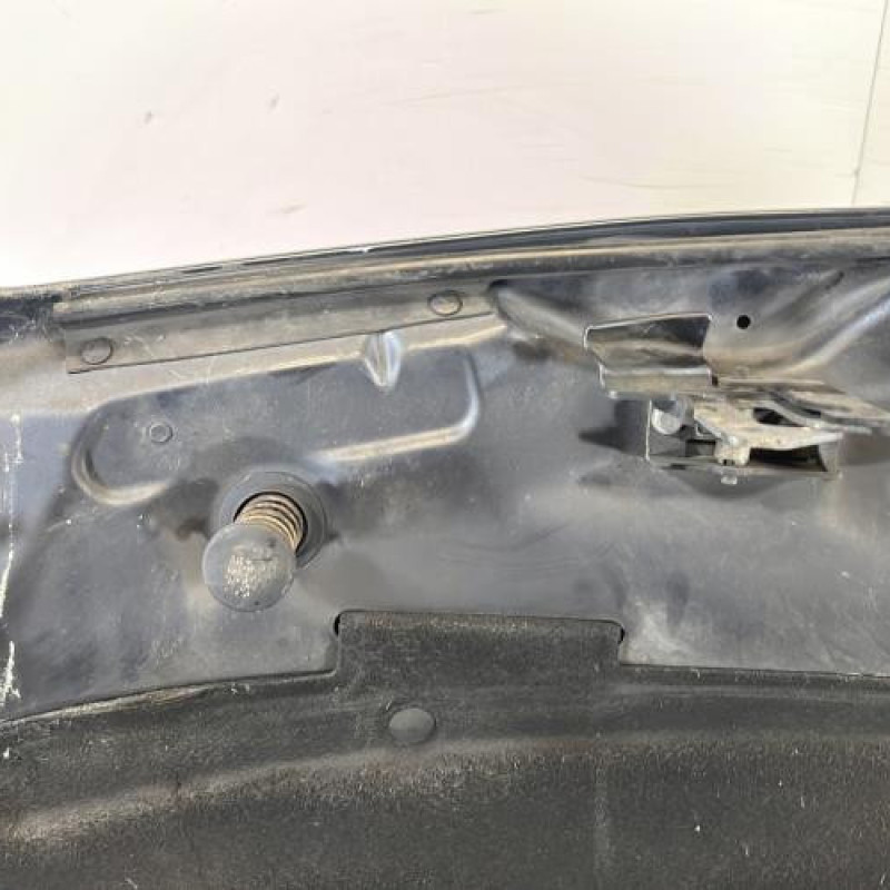Capot MERCEDES CLASSE C 204 Photo n°9