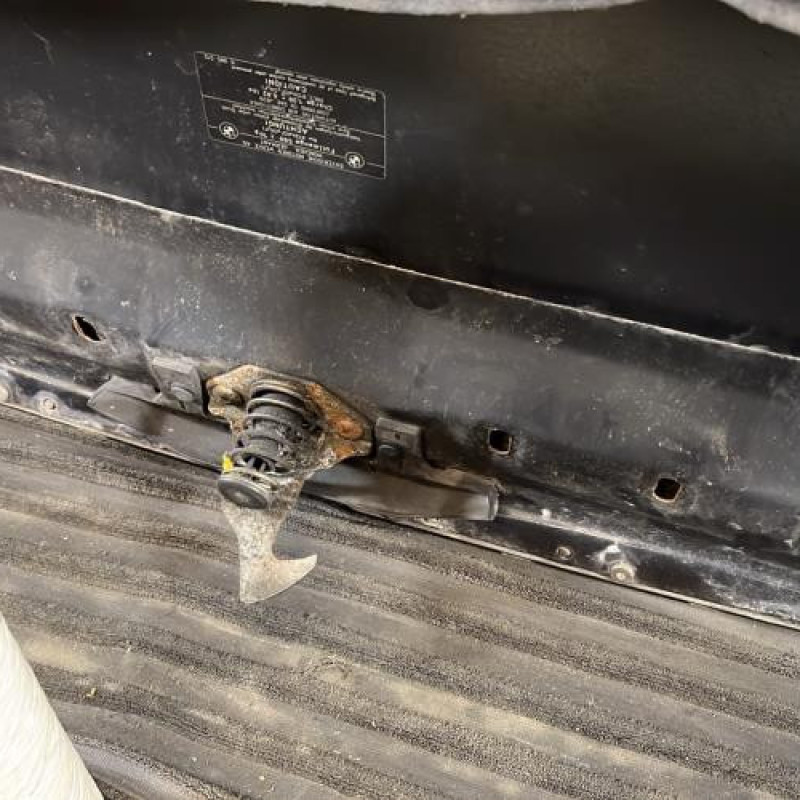 Capot BMW SERIE 3 E91 Photo n°11