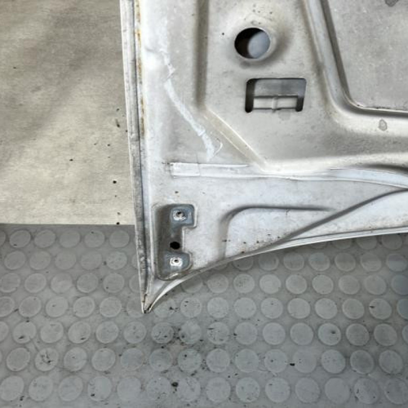 Capot RENAULT CLIO 2 CAMPUS Photo n°9