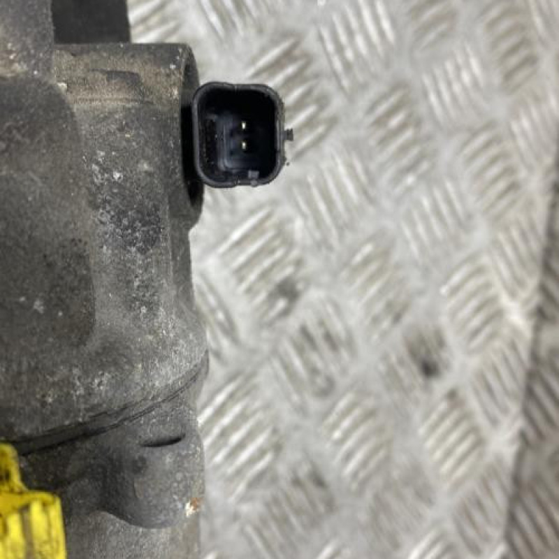 Compresseur clim PEUGEOT 308 1 Photo n°5