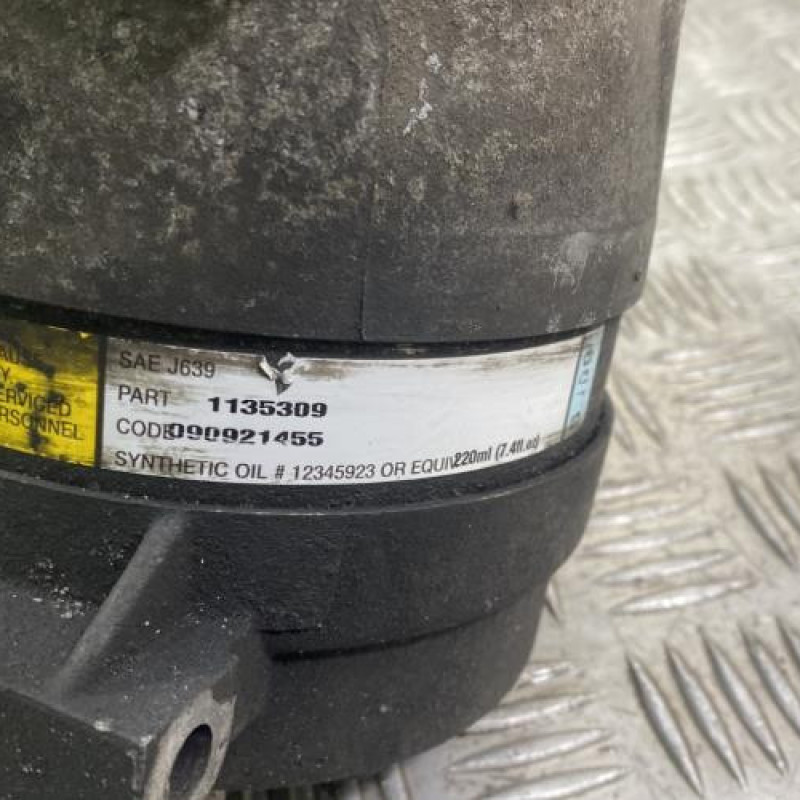 Compresseur clim RENAULT TRAFIC 2 Photo n°5