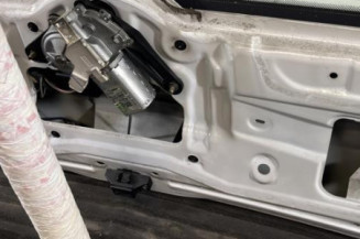 Malle/Hayon arriere RENAULT CLIO 2 CAMPUS