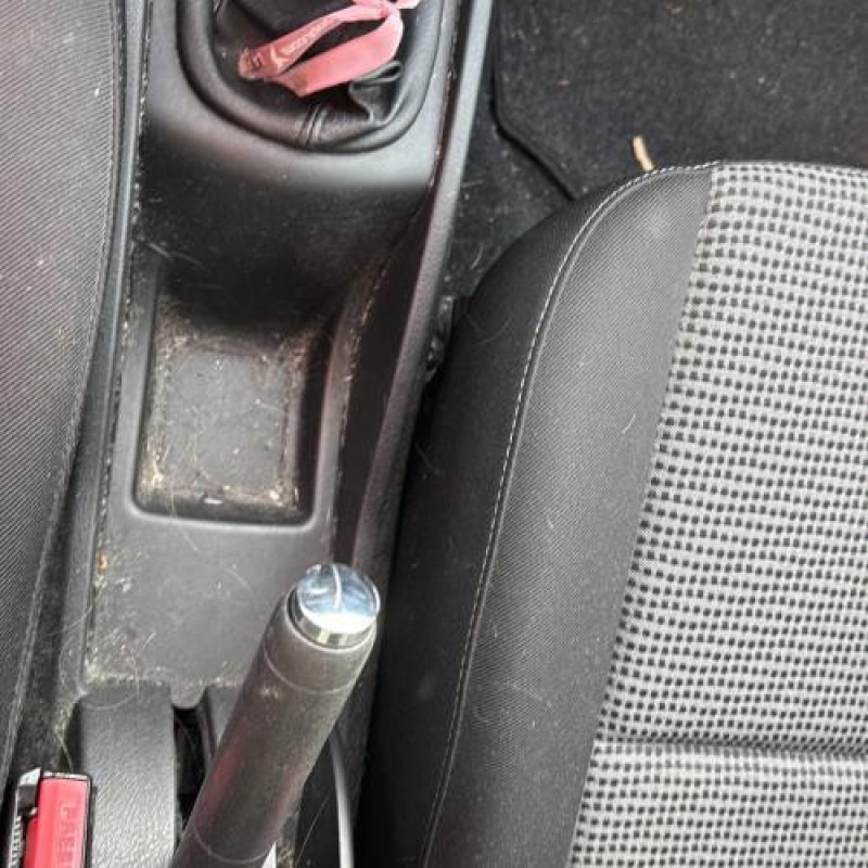 Moteur PEUGEOT 207 Photo n°15