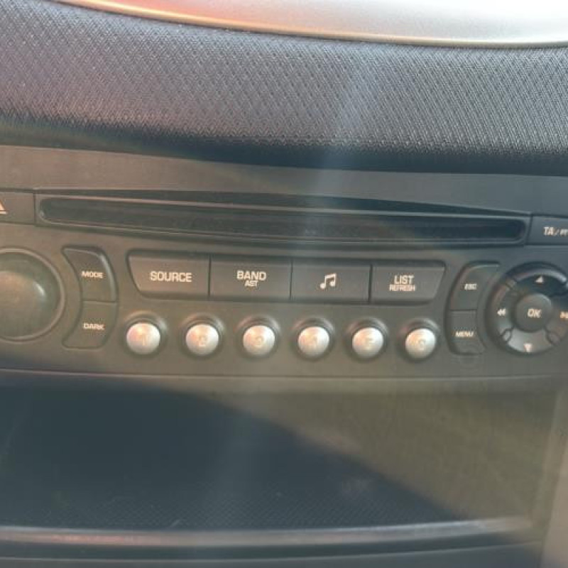 Moteur PEUGEOT 207 Photo n°17