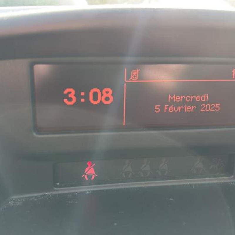 Moteur PEUGEOT 207 Photo n°19