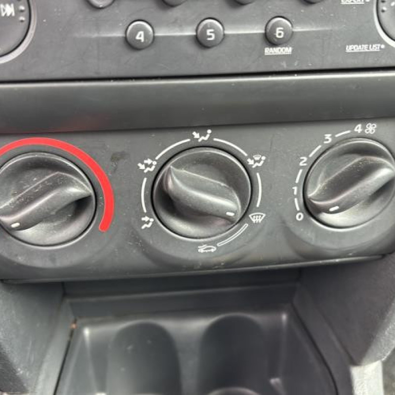 Moteur RENAULT CLIO 2 Photo n°17