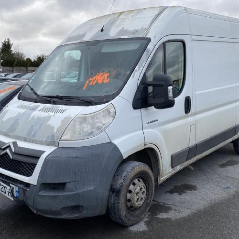 Pare boue avant gauche CITROEN JUMPER 3 Photo n°18