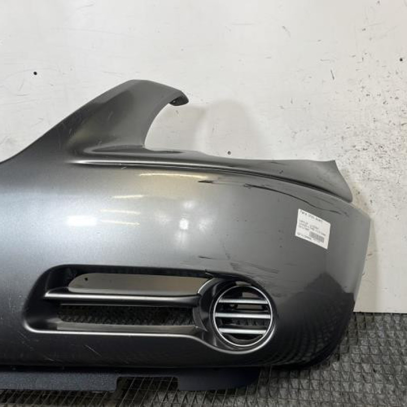 Pare choc avant CHRYSLER VOYAGER 4 Photo n°4