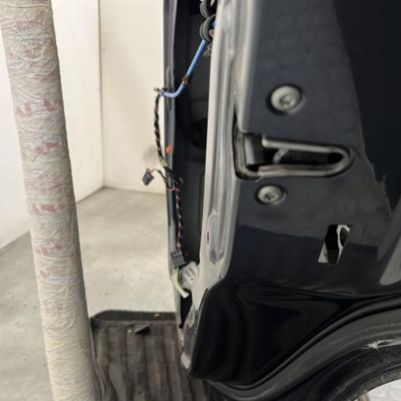 Porte arriere droit MERCEDES CLASSE C 204 Photo n°3