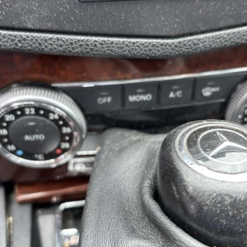 Porte arriere droit MERCEDES CLASSE C 204 Photo n°16