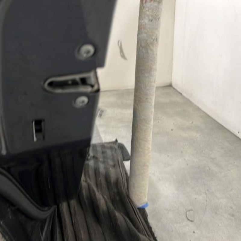 Porte arriere gauche MERCEDES CLASSE C 204 Photo n°3