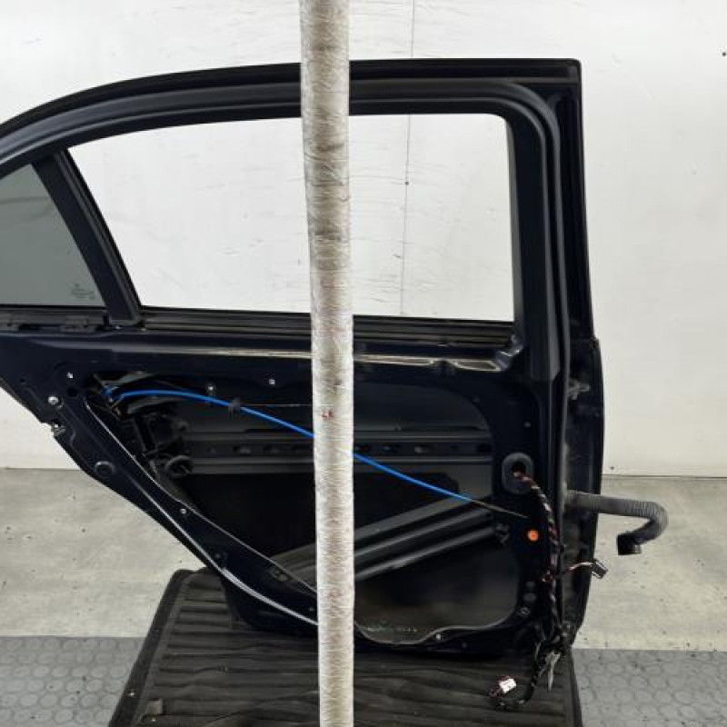 Porte arriere gauche MERCEDES CLASSE C 204 Photo n°6