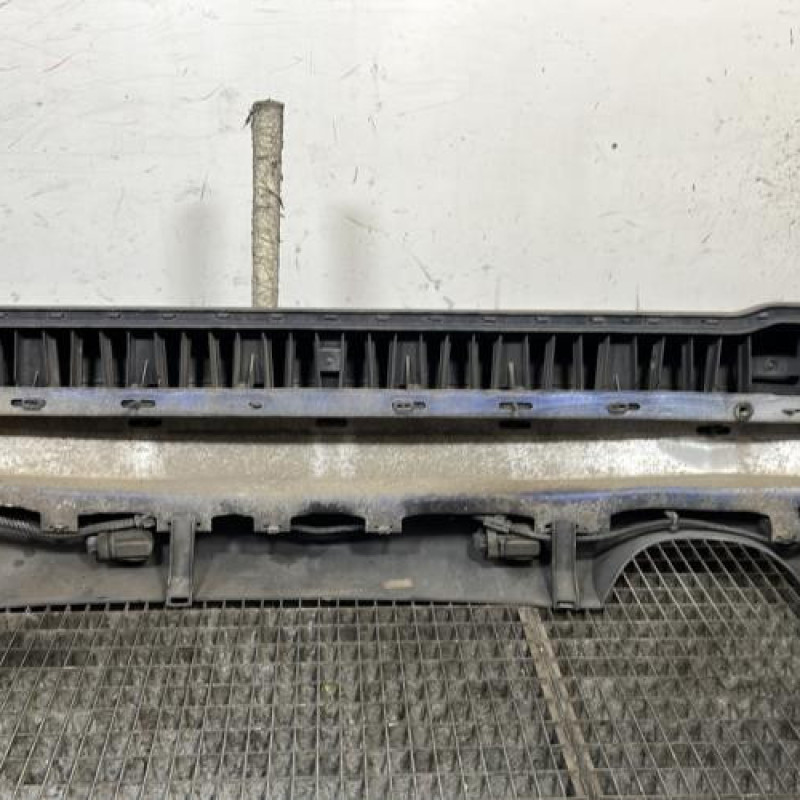 Pare choc arriere AUDI A4 1 Photo n°7