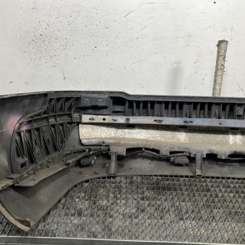 Pare choc arriere AUDI A4 1 Photo n°8