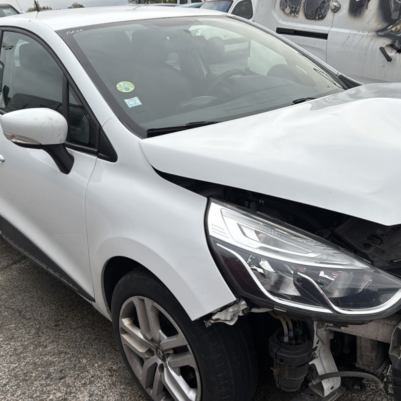RENAULT CLIO 4 PHASE 2 1.5 DCI - 8V TURBO Photo n°3