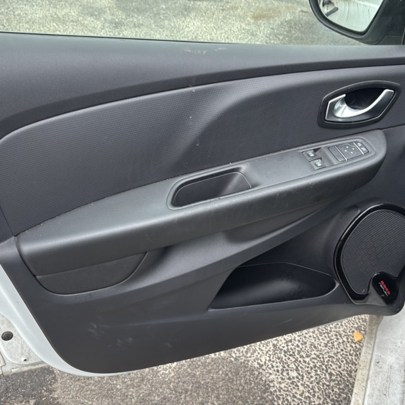RENAULT CLIO 4 PHASE 2 1.5 DCI - 8V TURBO Photo n°10