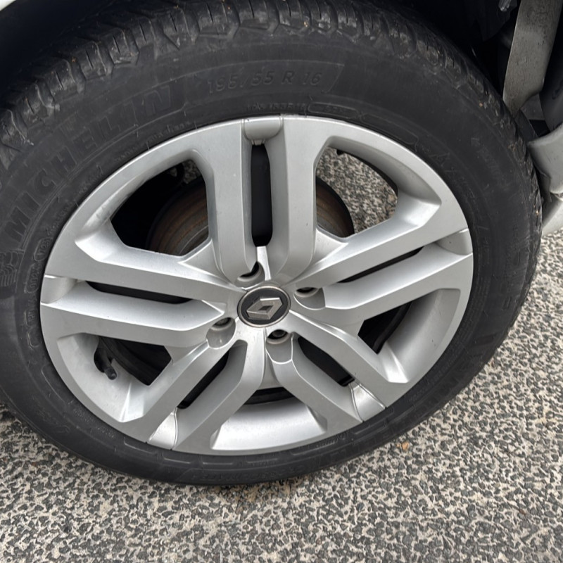 RENAULT CLIO 4 PHASE 2 1.5 DCI - 8V TURBO Photo n°21