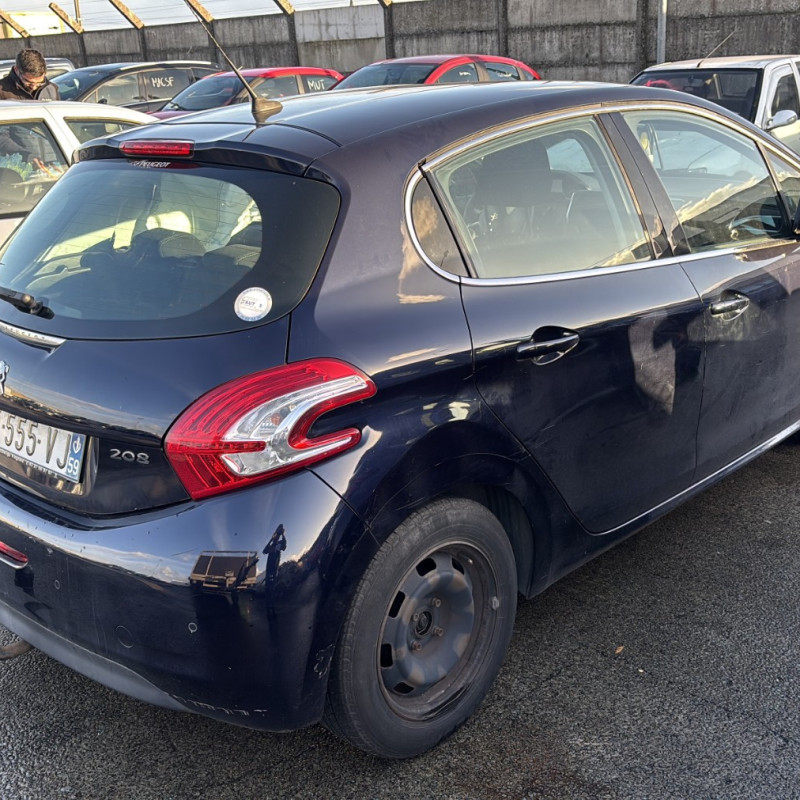 PEUGEOT 208 1 PHASE 1 1.4 HDI - 8V TURBO Photo n°3