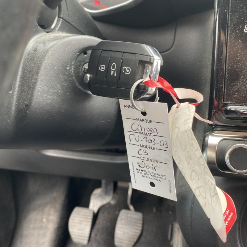 CITROEN C3 3 PHASE 1 1.2 VTI - 12V Photo n°9