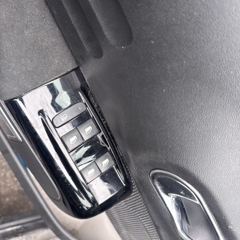 CITROEN C3 3 PHASE 1 1.2 VTI - 12V Photo n°21