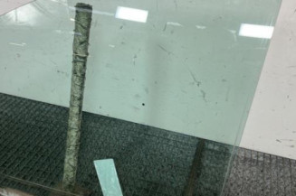 Vitre avant gauche CHRYSLER VOYAGER 4