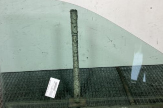 Vitre avant gauche CHRYSLER VOYAGER 4