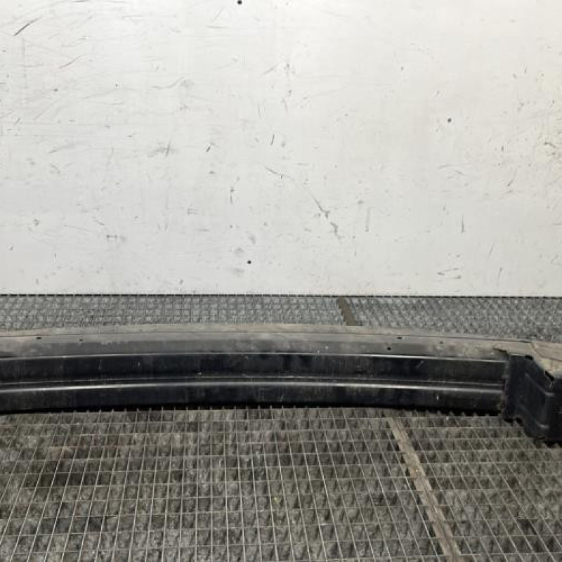 Renfort pare choc avant (traverse) CHRYSLER VOYAGER 4 Photo n°7