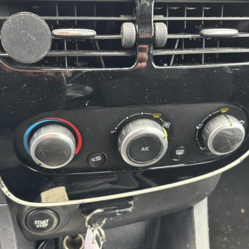 Actionneur verrou trappe d'essence RENAULT CLIO 4 Photo n°19