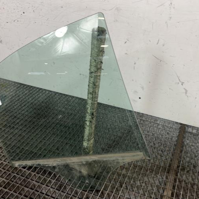 Vitre arriere droit MERCEDES CLASSE C 203 Photo n°3