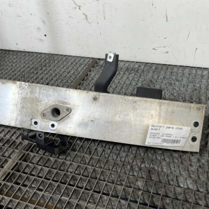 Renfort pare choc avant (traverse) MERCEDES CLASSE C 203 Photo n°3