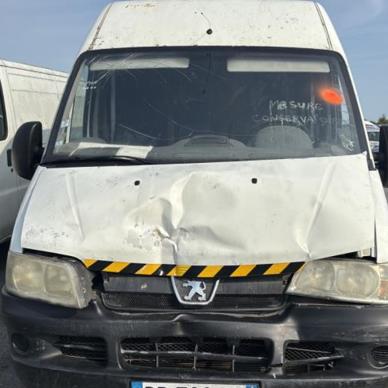 Vitre avant droit PEUGEOT BOXER 2 Photo n°11