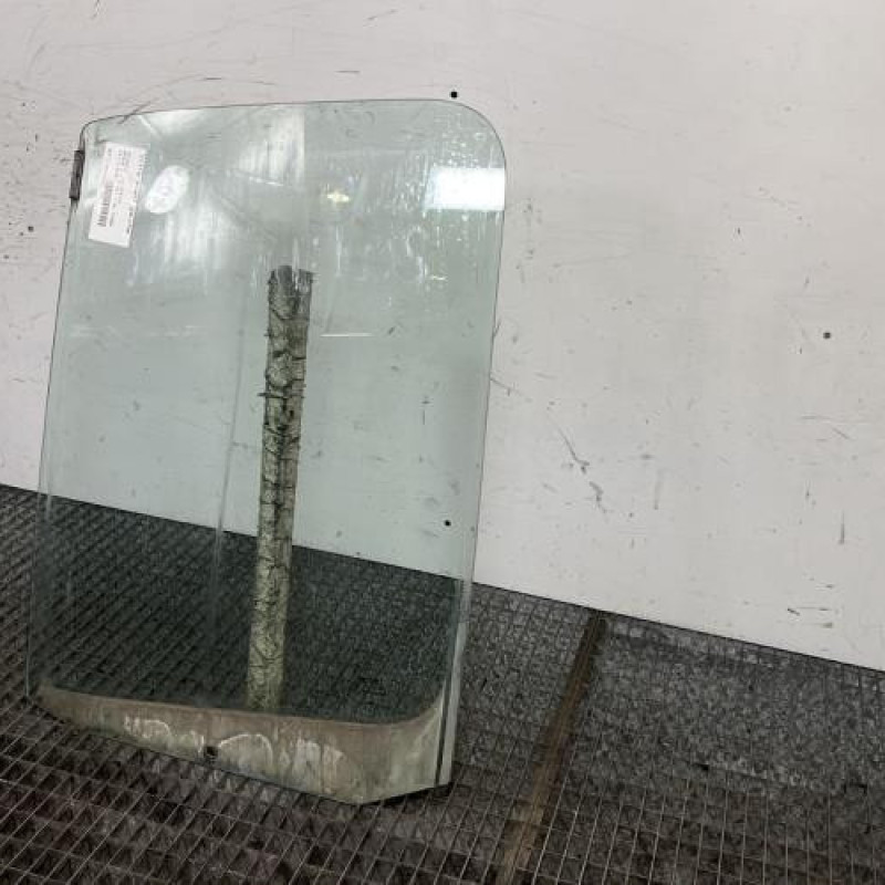 Vitre avant gauche PEUGEOT BOXER 2 Photo n°3