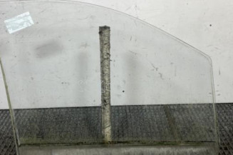 Vitre avant gauche MERCEDES VITO 639