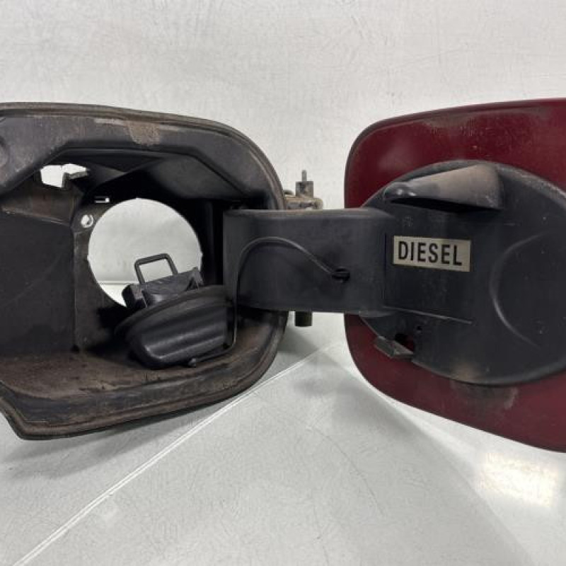 Trappe d'essence RENAULT CLIO 3 Photo n°3