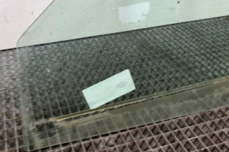 Vitre avant gauche RENAULT CLIO 2 CAMPUS