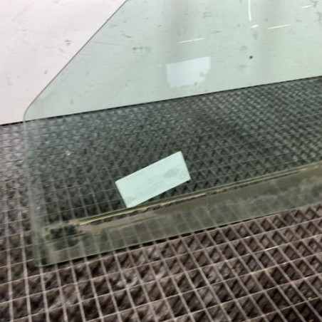 Vitre avant gauche RENAULT CLIO 2 CAMPUS