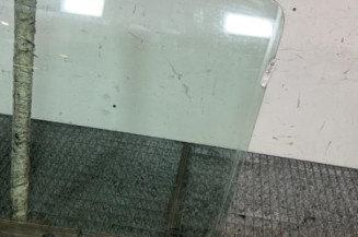 Vitre avant gauche RENAULT CLIO 2 CAMPUS