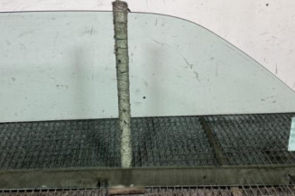 Vitre avant gauche VOLKSWAGEN GOLF 3