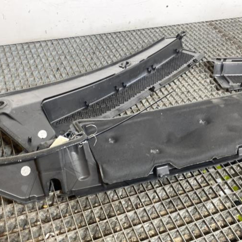 Baie de pare brise PEUGEOT 3008 2 Photo n°3