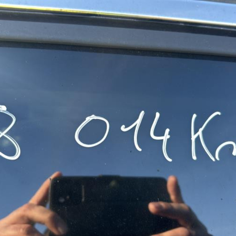 Baie de pare brise PEUGEOT 3008 2 Photo n°19