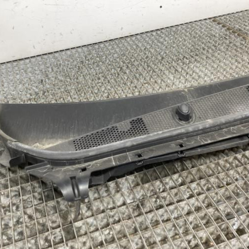 Baie de pare brise PEUGEOT 308 2 Photo n°2