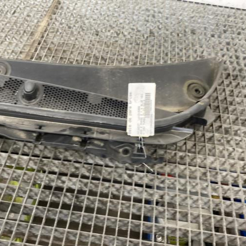 Baie de pare brise PEUGEOT 308 2 Photo n°3