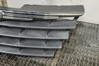 Calandre CHRYSLER VOYAGER 4