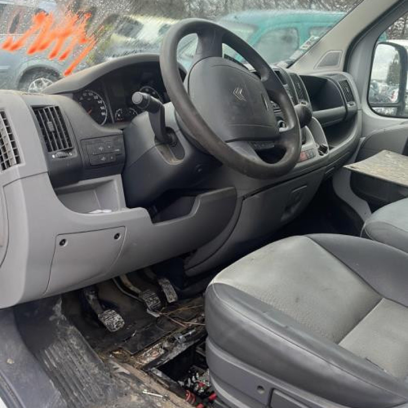 Crosse avant gauche CITROEN JUMPER 3 Photo n°10