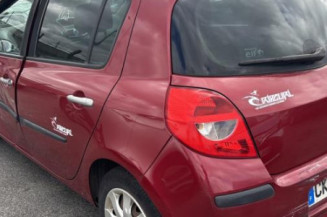 Baie de pare brise RENAULT CLIO 3