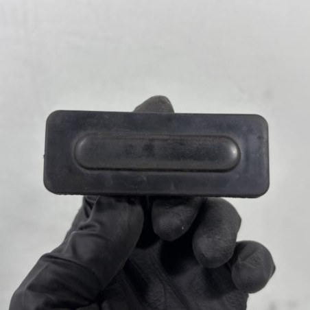 Bouton de coffre PEUGEOT 2008 1 Photo n°1